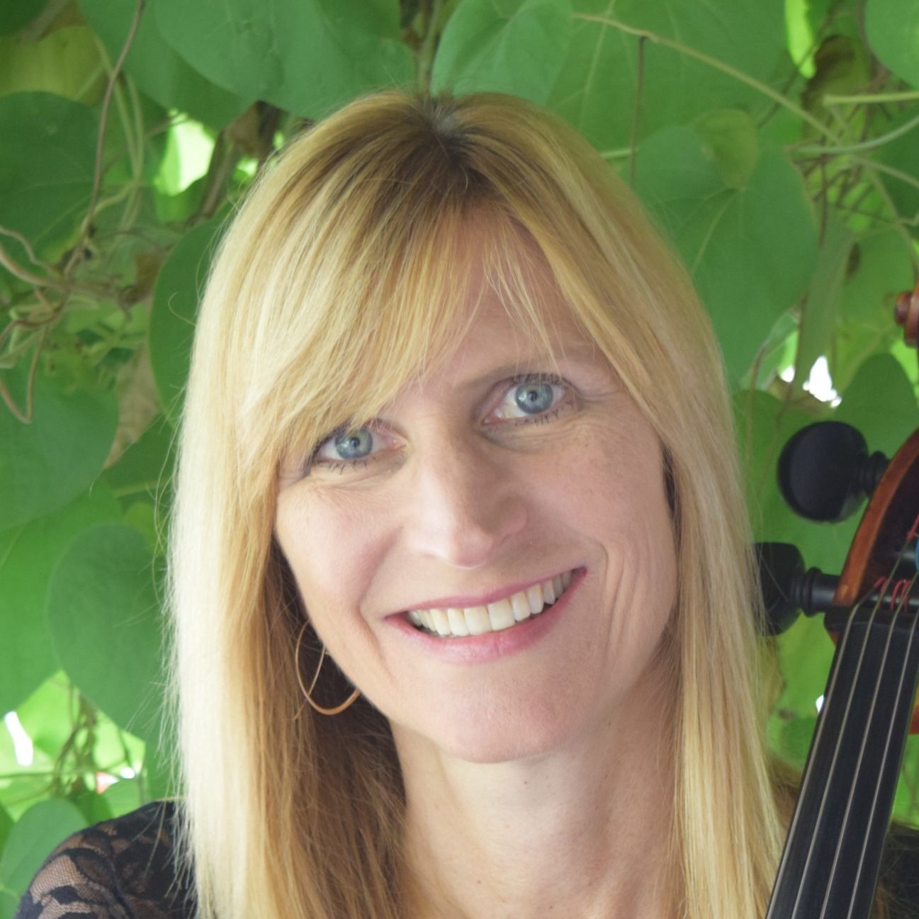 Joan Kinsella headshot image