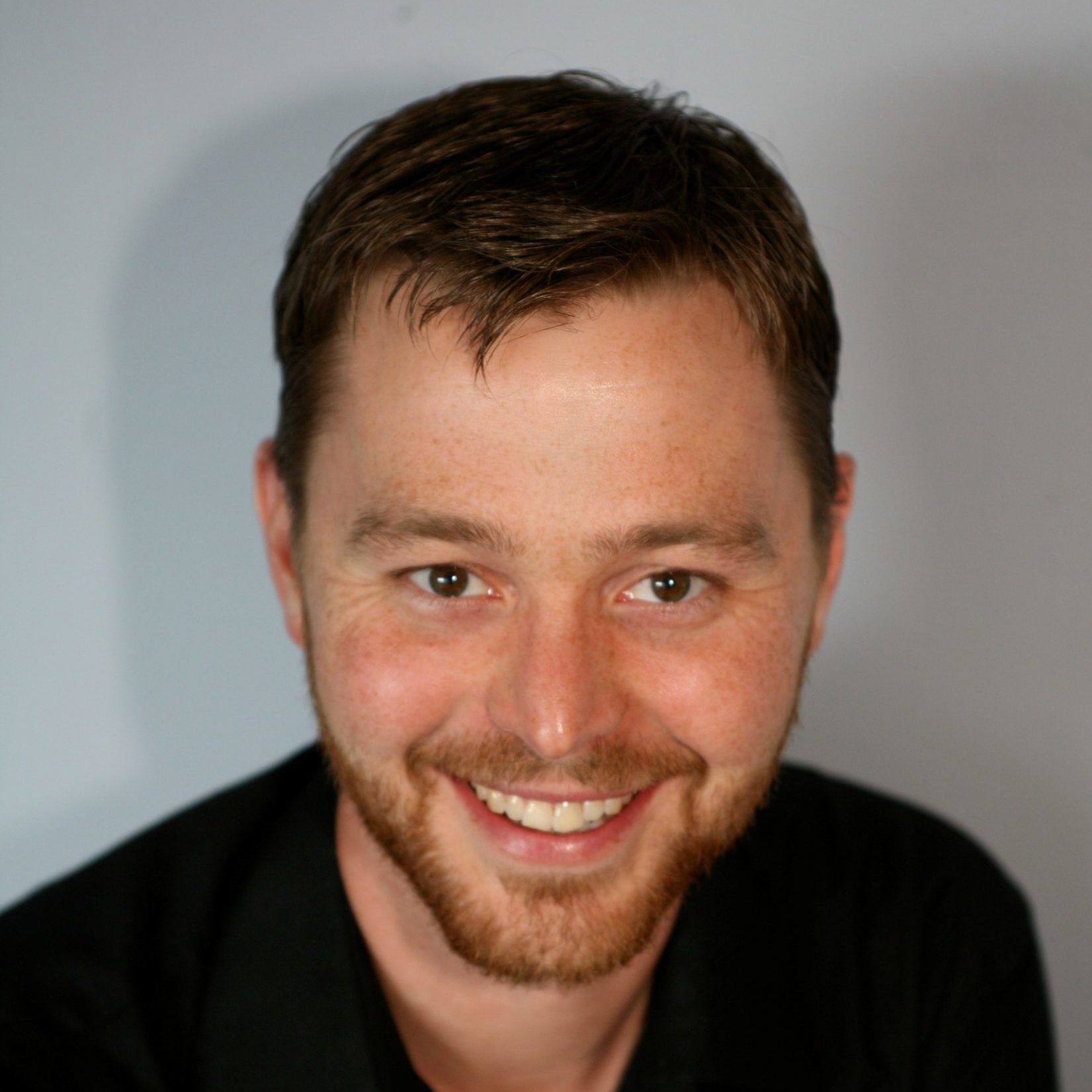 Robert Laird headshot image