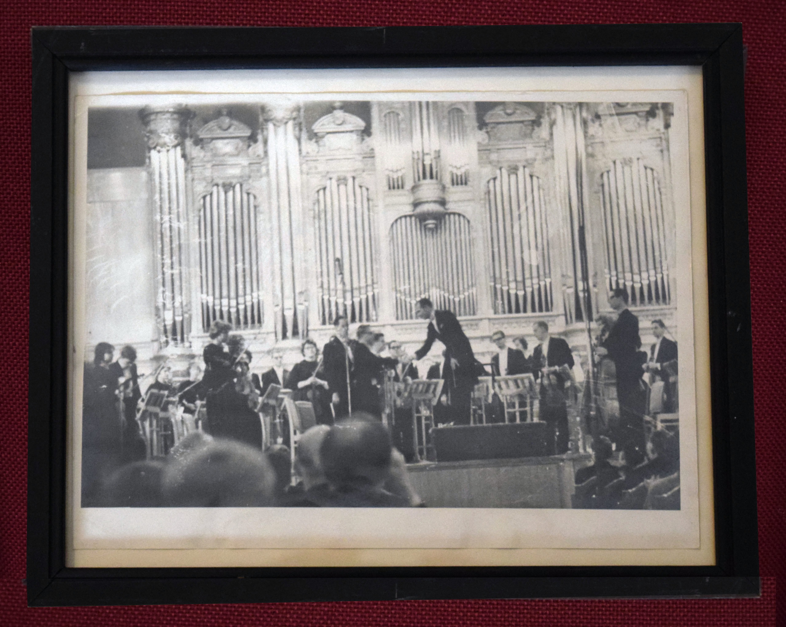 Fennell with Eastman Philharmonia in Moscow (1962) Fennell with Eastman Philharmonia in Moscow (1962)
