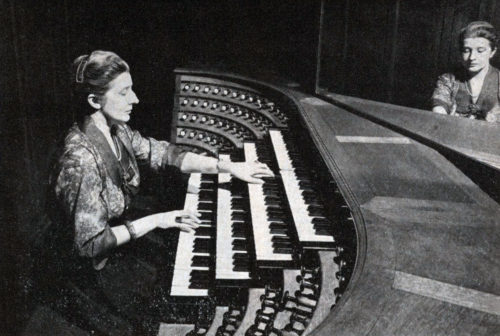 Falcinelli, Rolande_Box 30-3 (photo of RF from Tout-Rouen, vol 7, no 159, Nov 13-21 1965 p17)