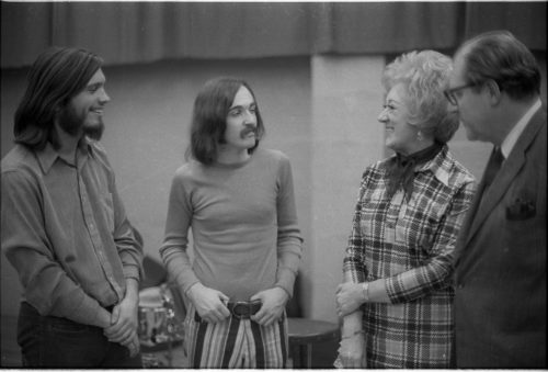 R1180-33A Marian McPartland with Walter Hendl in conversation with Professor Donald Hunsberger and with two Eastman School students