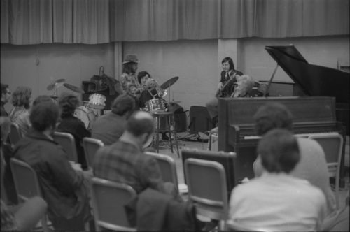 R1180-4A Marian McPartland jams with Eastman School faculty member Chuck Mangione