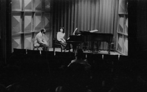 R3056-5A Paul Jacobs working with Eastman piano majors in Howard Hanson Hall.