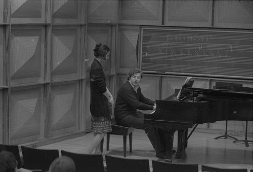 Emanuel Ax working with an Eastman School piano major in Howard Hanson Hall.
