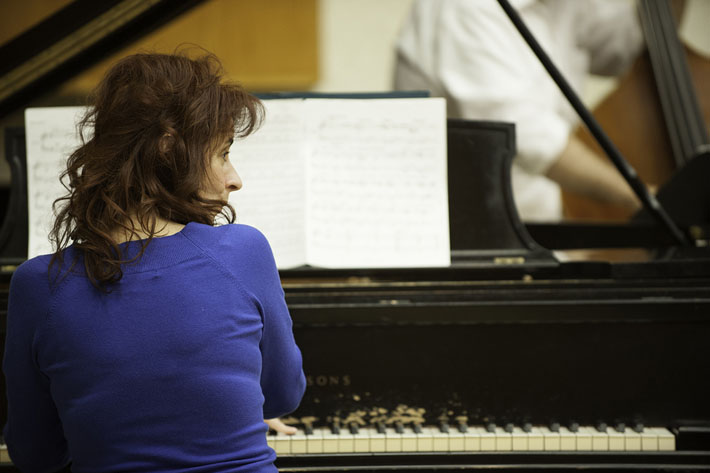Canadian jazz pianist Lorraine Desmarais was the composer-in-residence for the 2012 Women in Music Festival.