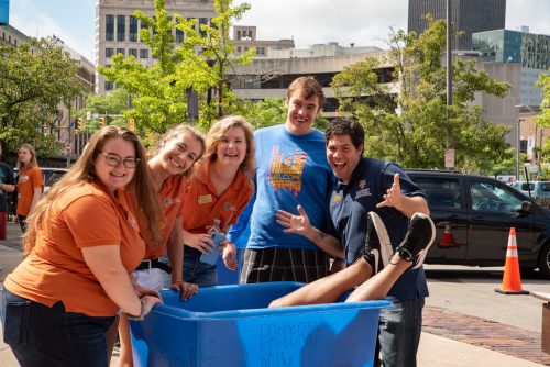 Move-In Day 2 Move-In Day 2