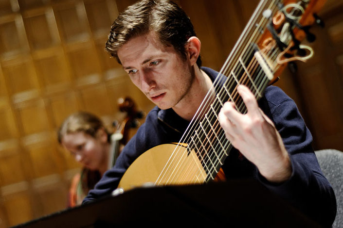 A student lutenist performs in Eastman’s Collegium Musicum, devoted to historically informed performance of Renaissance and Baroque music. A student lutenist performs in Eastman’s Collegium Musicum, devoted to historically informed performance of Renaissance and Baroque music.