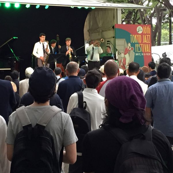 Eastman-Sextet-playing-at-Tokyo-Festival