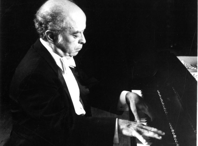 Fernando Laires at piano