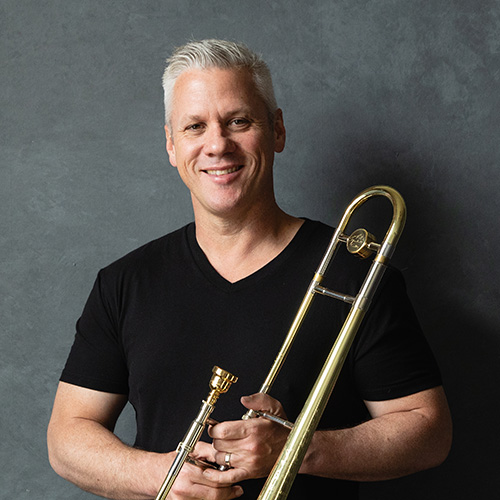 Marshall Gilkes headshot image