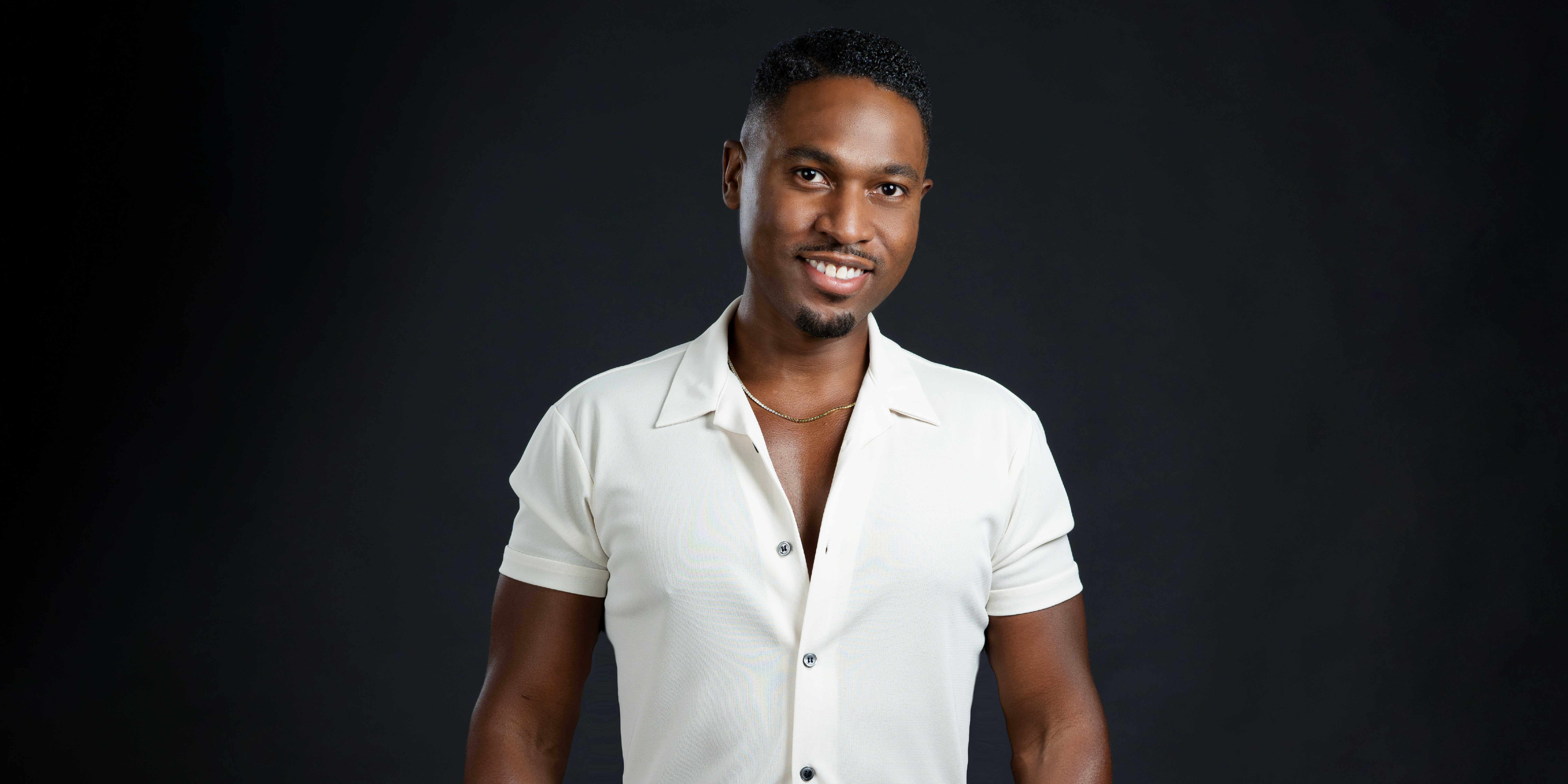 Baritone and conductor Malcolm Merriweather