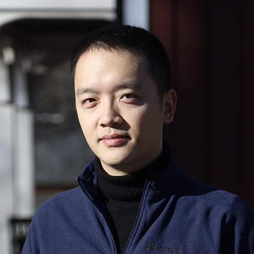 Ruixue Hu headshot image