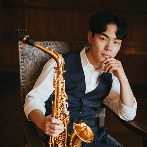 Zachary Costello headshot