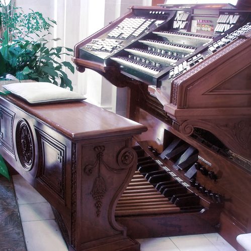 Aeolian Organ Console